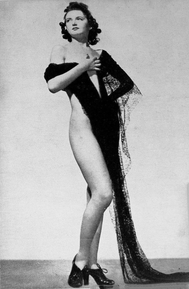 1930s Brunette