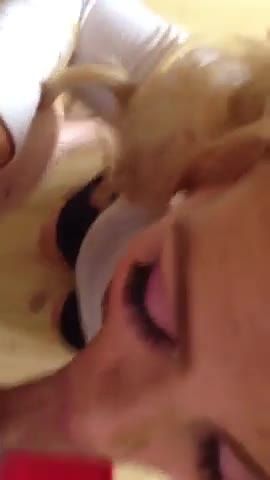 Irish Slut Deepthroats