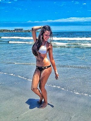 instagram bikini igual novia Neymar model 2008