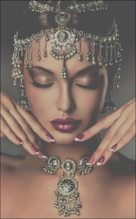 the women must be beautiful and supple