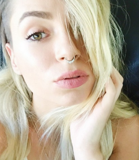 Hot blonde with side cut