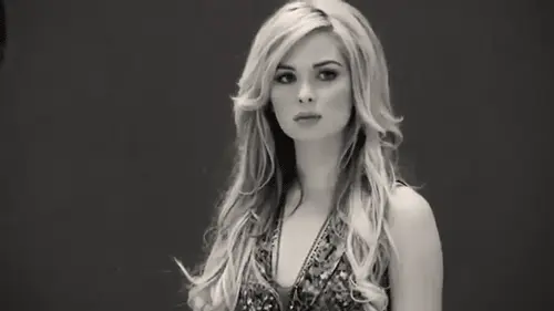 Kirsten Prout -9/90 -5'4''- 30-23-32''-30B-Bra -110lbs -7-Shoe, Very Hot, Serious Sex, Yum! Yum!