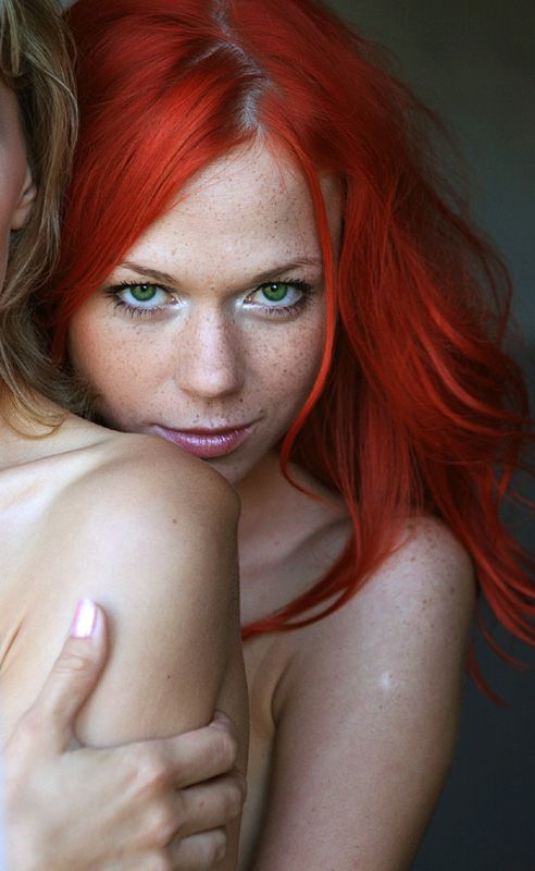 Green eyed red