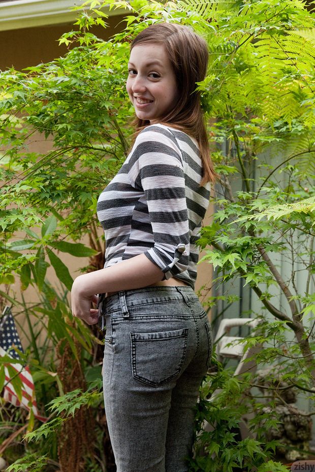 Naughty GF: Casual Ass (Pants)