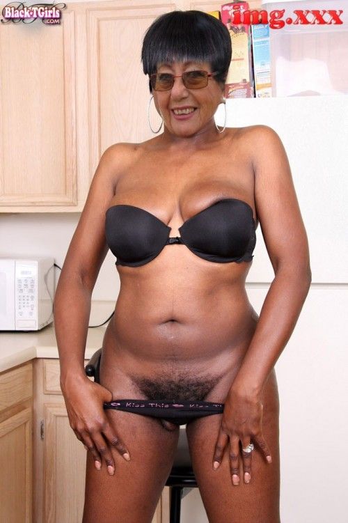 ZAHIRA PUTA