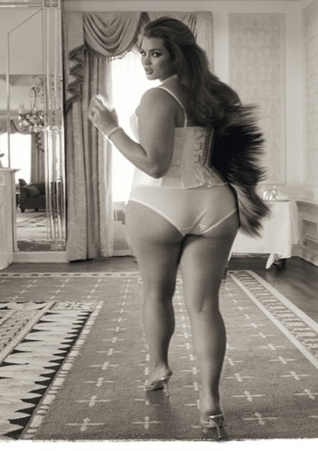 Nice wide hips picture.