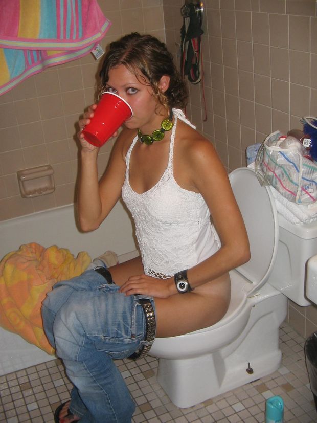 toilet peeing