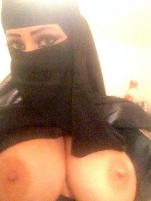 #arab, #desi, #desi boobs, #sexy desi, #mia khalifa