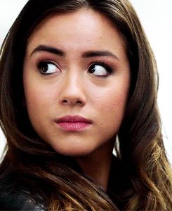 Chloe Bennet -4/92 -5'6''- 32-24-34''-32C-Bra - 121lbs -7-Shoe, Chicago Babe Cunnilingus! -Yum! Yum!