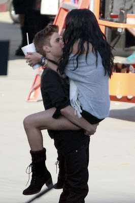 selena gomez picked up