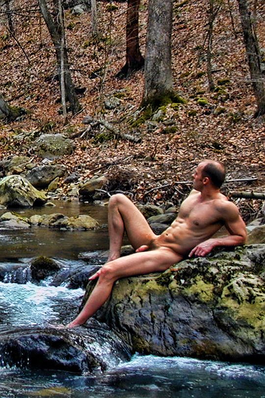 nude in nature