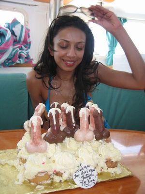 Birthday Coke Cake.,groupsexhub.com