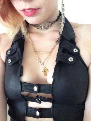 Spin: Switch-Witch-Lisa