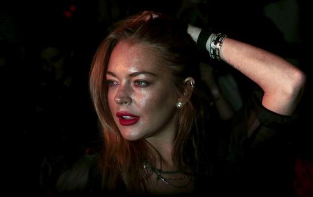 Lindsay Lohan -7/86 -5'5''- "Stay The Fuck Out Of Politics", Lindsay - Go Brexit, Smart Move!......