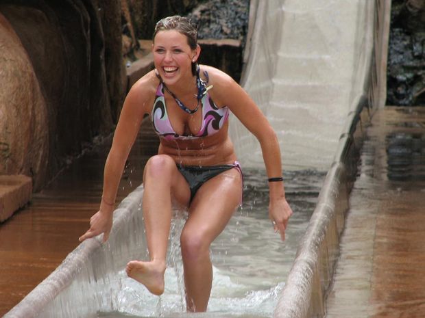 hottie at water park