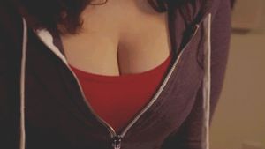 Rosanna Pansino -6/85 -4'10''- 32-22-33''- 32C-Bra -105lbs -5.5-Shoe, She Cooks, She Acts, Sweet Cunnilingus! -Yum! Yum!