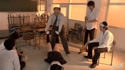 japanese-porn-gif:

source: