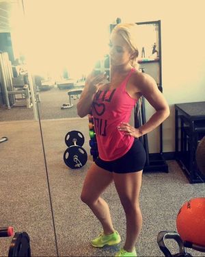 Fit Babe Gym Selfie