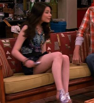 Miranda Cosgrove -5/93 -5'6''- 33-24-34''-32B-Bra -117lbs -7-Shoe, Pretty, Sweet Cunnilingus! -Yum! Yum!