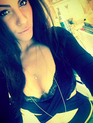 A hot lady like this is live right now! —>...