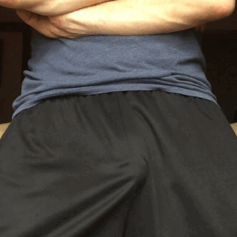 freeballinghtx:
Waving hello to my followers! Happy Friday!