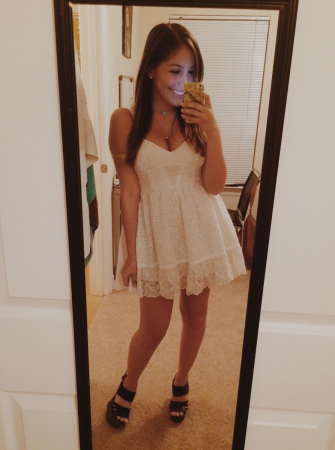Gorgeous babe