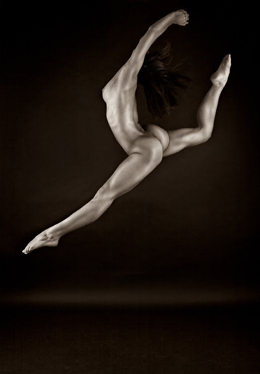 Andre Brito nude ballerina