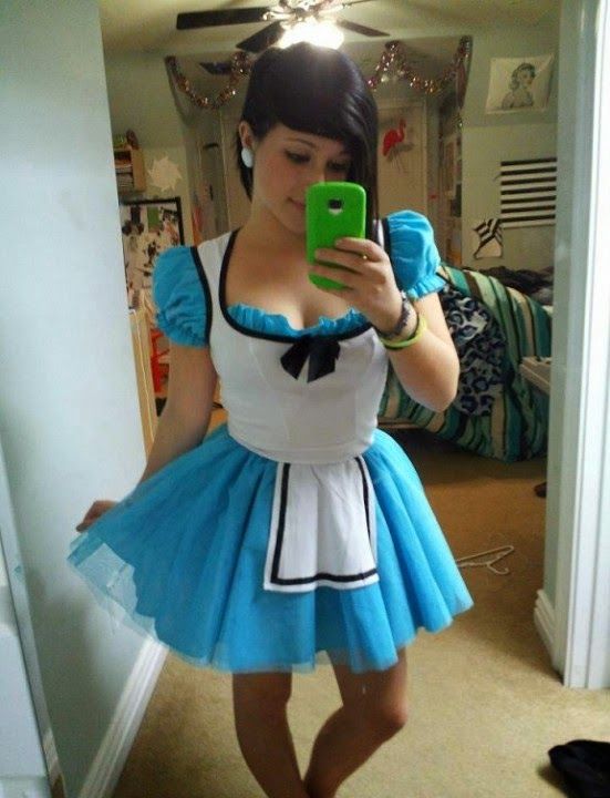 costume