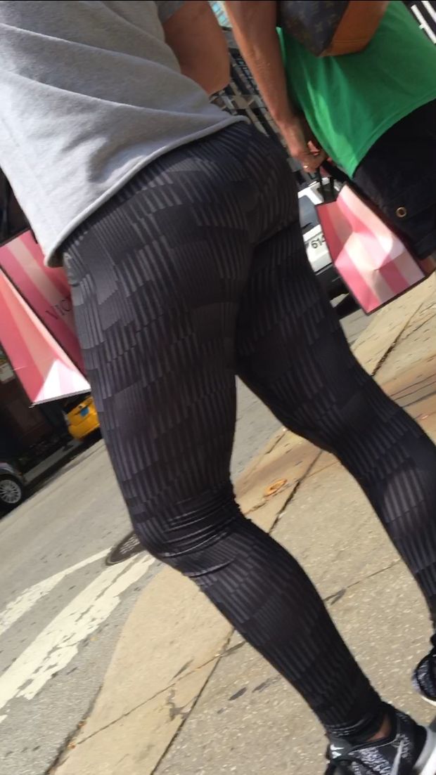 Ass on Michigan ave