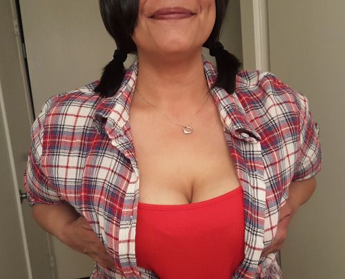 Dimples and Boobs ;)