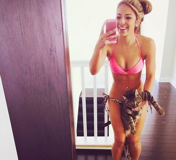 Hot Taylor selfie. Follow me to see more.