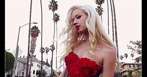 Iggy Azalea -6/90 -5'10''- 33-26-36''-32B-Bra -1454lbs -9.5-Shoe, Sydney Singer Babe, Wet Cunnilingus! -Yum! Yum!