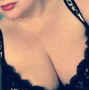 Big momma with big boobs