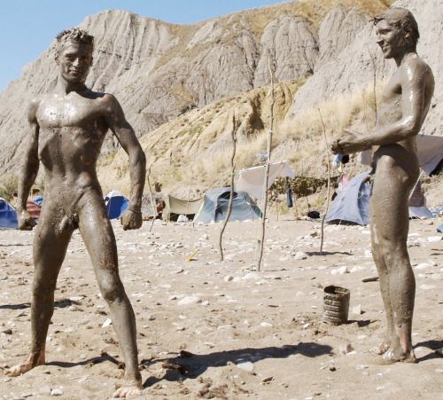 muddy nude beachboys