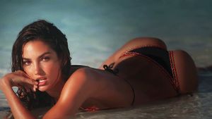 Llily Aldridge - 11/85 -5'9''-Sweet Ass, - Kiss! Kiss! Yum! Yum! Sweetheart.....