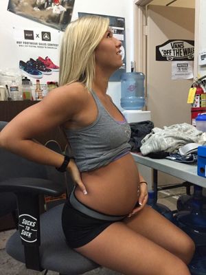 tidytum: Fit preggos Submit your videos and pictures at...