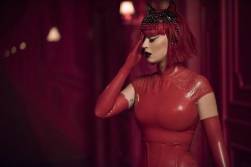 shiningghost:
Katy Perry