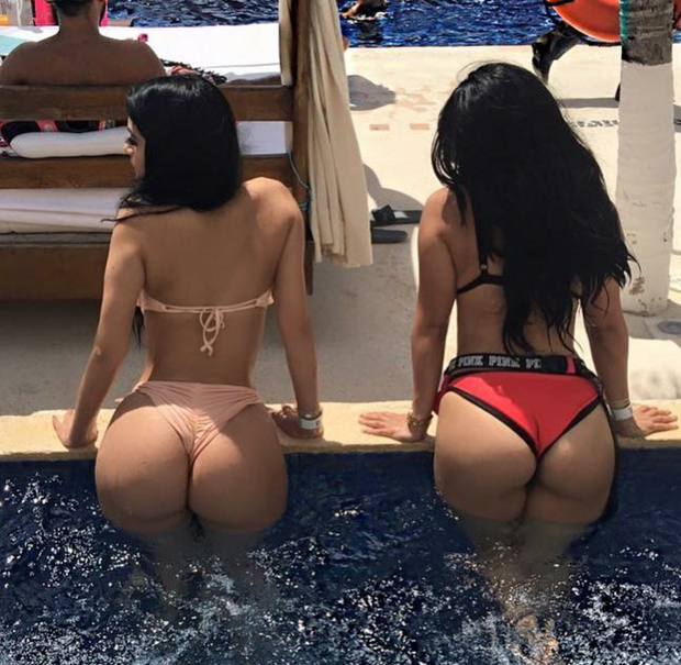 Brunettes Big Asses