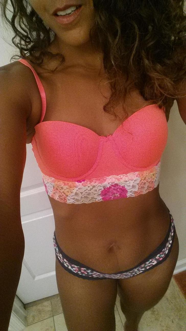 I(F) want your hands on my hips