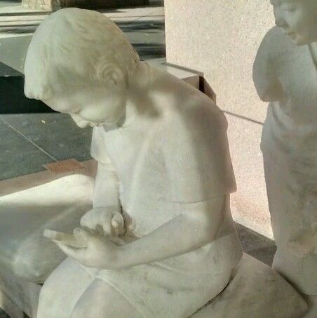 Statue of a Nerd