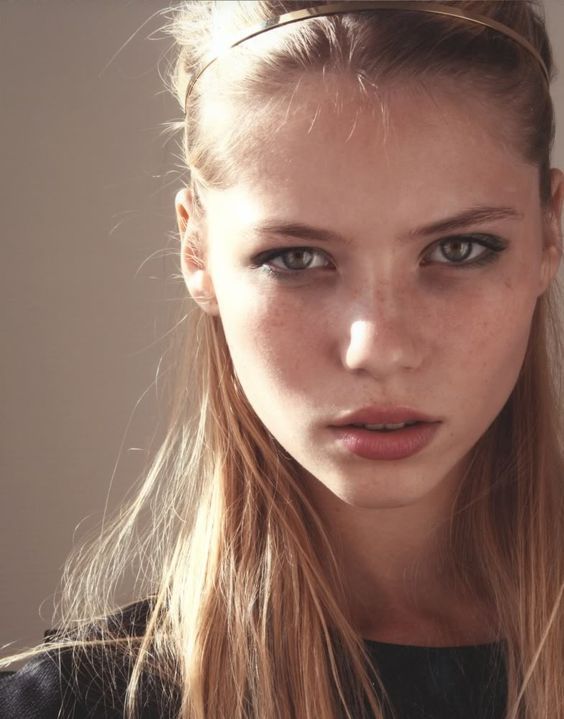 blonde with perfect eyes