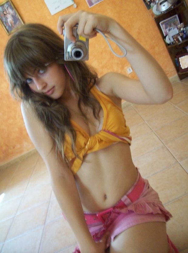 Gorgeous babe