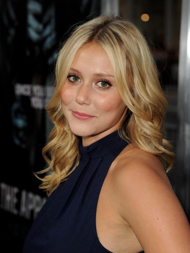 Julianna Guill -7/87 -5'6''- 36-24-36''- 32D-Bra -116lbs -7-Shoe, Friday The 13th, Sweet Cunnilingus! -Yum! Yum!