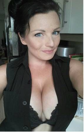 Busty craigslist brunette