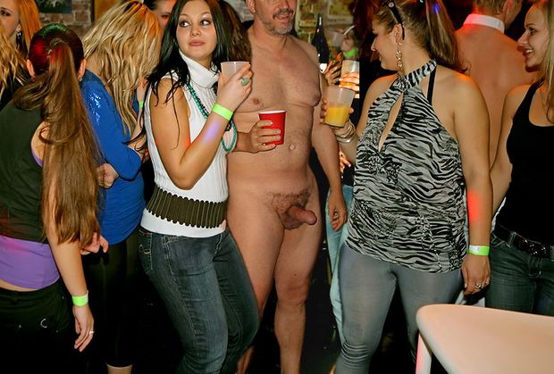 CFNM at party