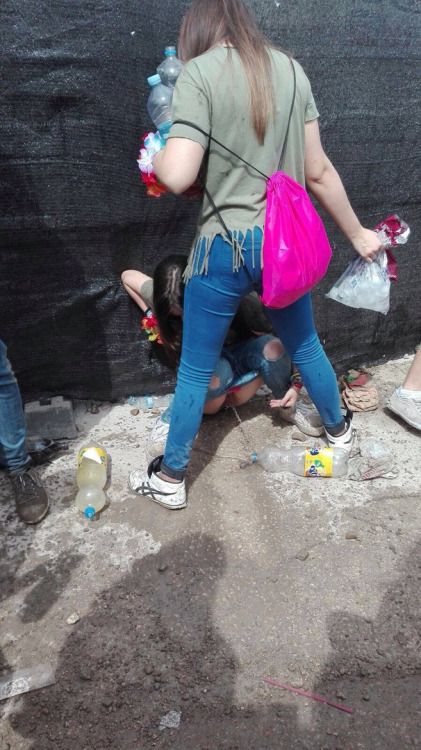 Concert spray
