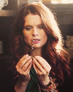 JoAnna Garcia -8/79 -5'4''- 32-24-35''-32B-Bra -124lbs -7-Shoe, TRIPPING!