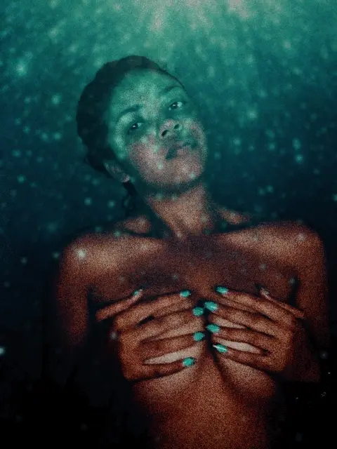 ebony lightshow