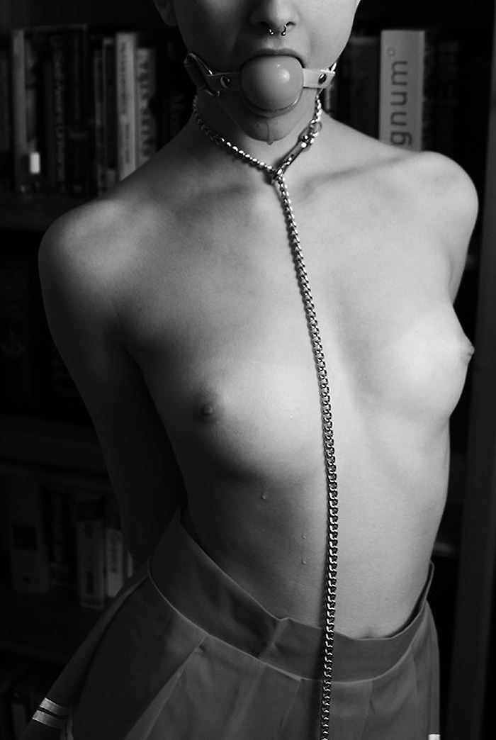 Leash