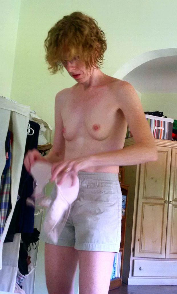 Changing bra (again)